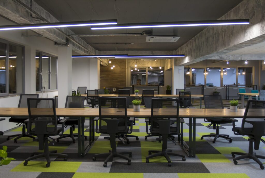 Коуъркинг пространства и иновационни хъбове